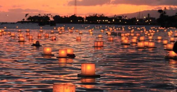 اوبون (Obon) ، جشنی بودایی برای ادای احترام به روح اجداد اوبون (Obon) ، جشنی بودایی برای ادای احترام به روح اجداد